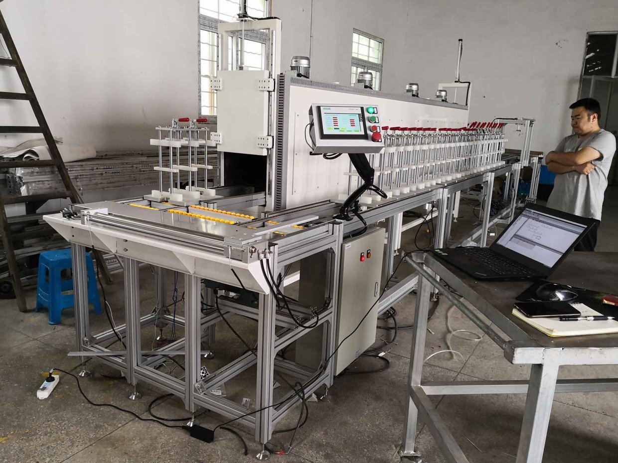 PTC散热器PU胶固化炉(图1)